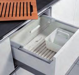Basis der Pantry-Box ist eine formstabile, auswischbare Kunststoffbox.