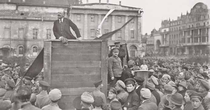 A11 Nach der Oktoberrevolution Die neue Regierung beendete Russlands Teilnahme am 1. Weltkrieg mit einem Waffenstillstand.