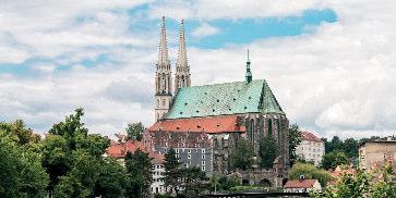 Hier lohnt ein Besuch des Branitzer Parks, welcher als Lebens- und Meisterwerk des Fürsten von Pückler-Muskau bekannt ist. 4. Tag: Cottbus Lübbenau/Lübben (ca.