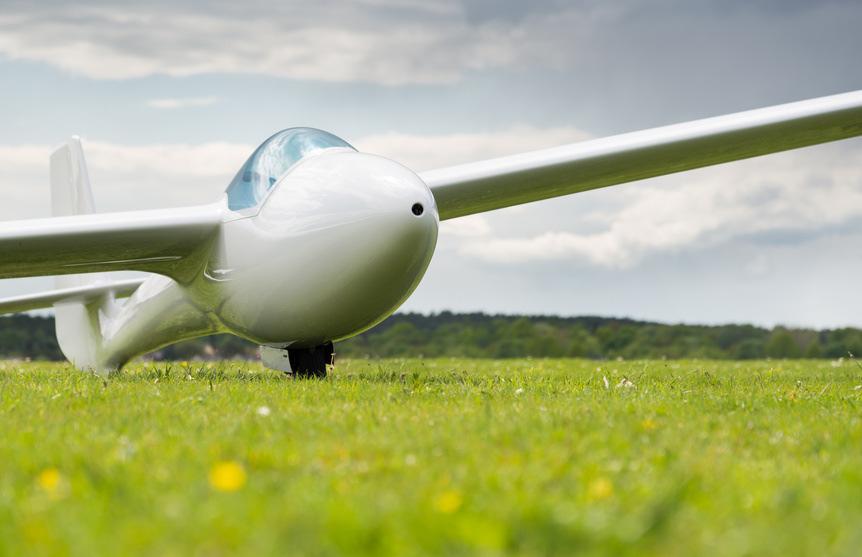 Segelfliegen zum Schnuppern (70) Die Flugsportgemeinschaft Soest bietet in diesem Jahr wieder die Möglichkeit, dass Jugendliche an einem Tag im Segelflugzeug mitfliegen und so erleben können, was es