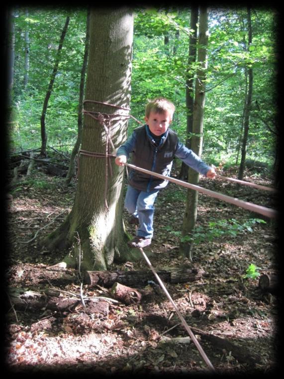 du mir deine Hand gibst- einen großen Ast können wir nur gemeinsam