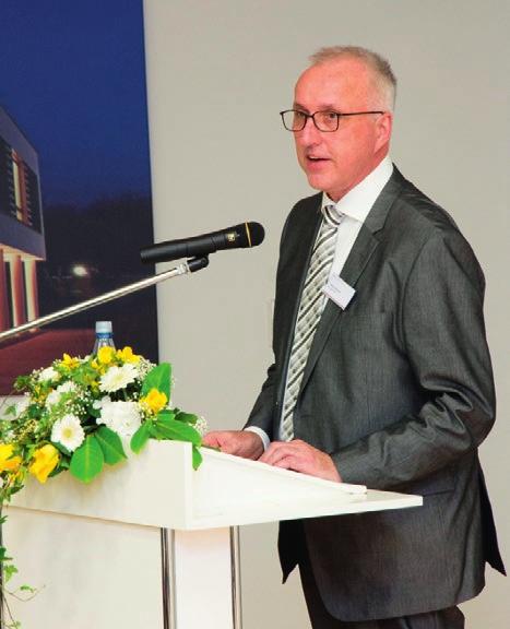Aktuelles Christliches Engagement wichtig Volker Maraun ist der neue Pflegedirektor im St. Vinzenz-Hospital Quelle: NRZ vom 01.03.