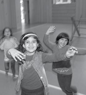 / 12 / Bewegung / Foto: Kirsten Haarmann Förderschwerpunkt Kinder und Jugend: Bewegungsprojekte Das Schachspielen zählt zum Sport, auch wenn es mehr braingym ist als die feinmotorische Bewegung