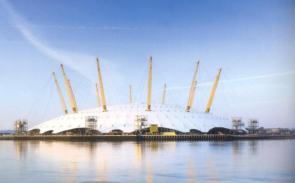 Beispiele Millenium Dome in London Dachfläche 100.