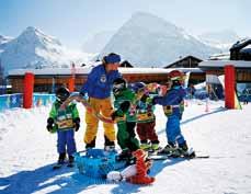 Ski Depot An verschiedenen Standorten in Arosa Lenzerheide kannst du deine Wintersportausrüstung direkt bei der Piste bequem über Nacht deponieren: Arosa Talstation und Mittelstation Luftseilbahn