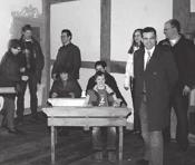 Im Kinderzimmer Themen und Exponate Das Museum führt durch die wichtigsten Themen der Geschichte der Burg Kronberg.