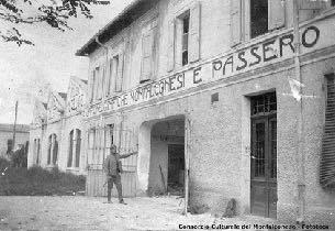 Die Weberei 1854 wird das Wohnviertel San Michele errichtet, wo die Weberei sich befand. Hier arbeiteten 30 Leute; sie war die erste Fabrik in Monfalcone.