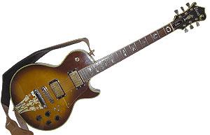 1976 German Model Allerdings hatte die von mir erworbene Gitarre das sehr seltene Finish "tobacco sunburst honne y" (nicht wie auf dem Ibanez-Prospekt-Bild in brown-sunburst) und mit dem älteren