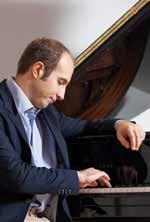 . Sinfoniekonzert Alexander Gavrylyuk Alexander Gavrylyuk Alexander Gavrylyuk, in der Ukraine geboren, begann mit sieben Jahren seine Ausbildung und gab bereits als Neunjähriger sein erstes