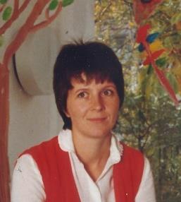 Frau Gerber arbeitet seit 1973 im Spicher Kindergarten, seit 1984 ist sie die Leiterin. In der Oberlarer Kita, die damals noch Maria vom Frieden hieß, nahm Frau Köhler 1980 ihre Tätigkeit auf.