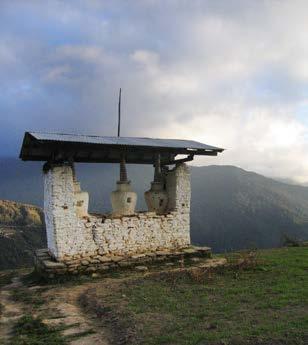 Am Nachmittag unternehmen wir unsere erste gemütliche Wanderung von Thimphu zum Cheri Kloster (ca 3 Stunden).