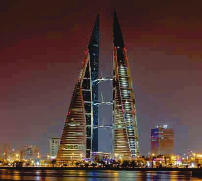Hochhaus mit einer integrierten Windkraftanlage wurde. King Faisal Highway, Tel. 00973/13 32 33 32, http://bahrainwtc.com œ6 Capital Gate Tower, Abu Dhabi, VAE Pisa hat ausgedient.