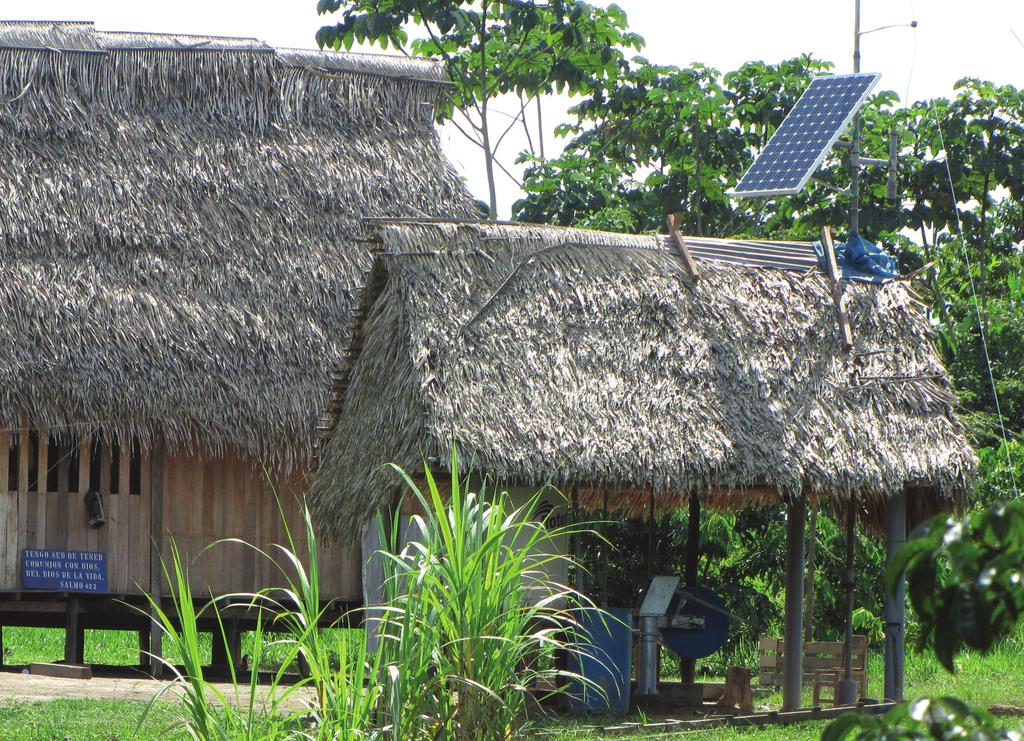 Ein Solar-Kleinwasserwerk von Preisig und Indicamino im Amazonas Das Problem - kein sauberes Trinkwasser! In Breü, im peruanischen Urwald, war die Versorgung mit sauberem Trinkwasser prekär.