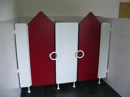 WC-Bürstengarnituren - WC-Trennwände -