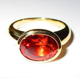 205512 Ring 750/- Gelbgold 11,2g 1 Mandarin- Granat