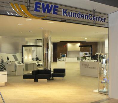 23 EWE Kundencenter 2011 Neubau des EWE- Kundencenters im A10- Center. Koordination und Objektüberwachung aller Ausbaugewerke.