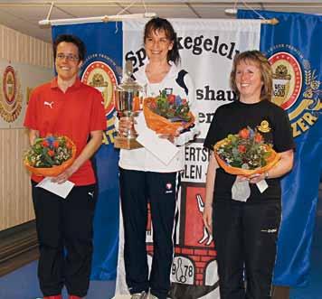 Hervorragende Leistungen zeigten unter anderem Susanne Mitsching vom VfB Friedrichshafen (563), die zweimalige Weltmeisterin Simone Bader (575) oder U18-Mannschaftsweltmeister Denis Annasensl (621).