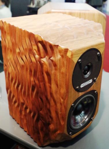 Voll das Holz: Lautsprecher DIAPASON KARIS