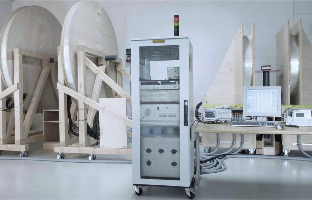 Messsysteme und Dienstleistungen Die SEKELS GmbH verfügt über Anlagen zur Erzeugung von homogenen magnetischen Feldern in einem großen Volumen.