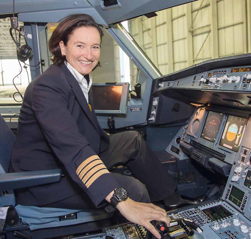 18 Interview Cordula Pflaum Als Ausbildungskapitänin bei der Lufthansa arbeitet