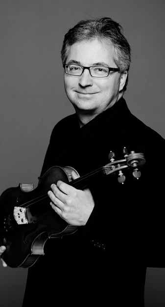 Andreas Kuhlmann Viola begann das Viola-Studium an der Folkwang-Musikhochschule in Essen bei Prof. Konrad Grahe. Das Konzertexamen bei Prof. Emile Cantor in Trossingen und weitere Studien bei Prof.