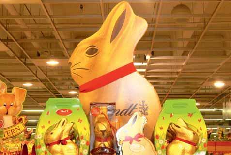 Ostern Ei, Ei, Ei Ostern ist das Fest der Eier, der Schokolade und der Süßigkeiten. Die Auslagen der Geschäfte und Lebensmittelmärkte zeigen uns das bereits seit Wochen.