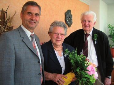Anzeige zum 90. Geburtstag am 10.07. Frau Marta Zentgraf, Schleusingen am 27.07. Frau Ruth Siegesch, Schleusingen Im Monat August 2010 gratulieren wir herzlich: zum 65. Geburtstag am 01.08.