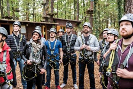 24 Personen ab 34 Euro pro Person (bei 8-16 Personen) ab 29 Euro pro Person (bei 17-24 Personen) arbora kletterwald Im Kletterwald können Gruppen spannende