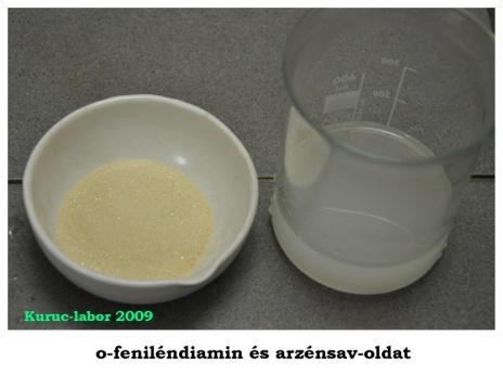 Schritt 1 Durchfürung: Die Lösungen, die zur Synthese notwendig sind, werden wie folgt hergestellt: -in 166 ml kaltem Wasser wird 200ml 96% konz.