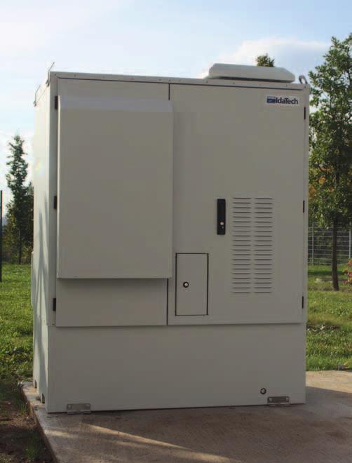 Die automatische redundante Klimatisierung optimiert die Temperatur im Schrank sowie den Energieverbrauch.