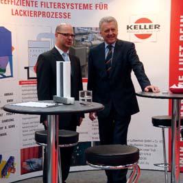 internationalen erläuterte dem Minister die von Leitmesse für Oberflächentechnik "Surface Technology mit Powder Coating Europe" (PCE), die im Rahmen der Hannovermesse (HMI) stattfand, auch über das