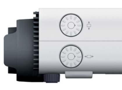Hier im Beispiel ein Projektor von SONY mit Lens-Shift-Optik, der mit einer Bildhelligkeit von 5.