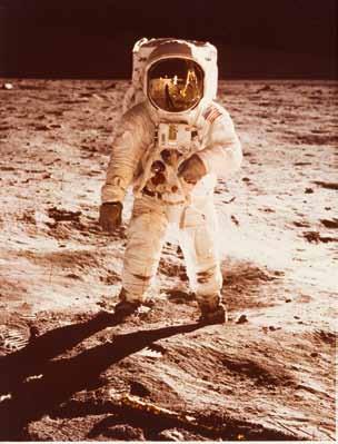 Diese Fotografie vom Astronauten Edwin Aldrin,