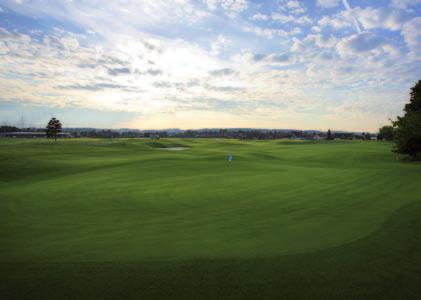 GolfschulE Die ganzjährig geöffnete Golfschule bietet Ihnen Einzelstunden und Kurse für alle Könnerstufen.