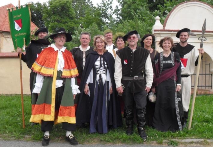 Rückschau - Aktuelles Historische Gruppe Herrschaft Burg Kaltenstein in Aktion Ein Jahr ist bereits vergangen, seit der Markt Röhrnbach das Jubiläum 400 Jahre Marktrechte groß feierte.