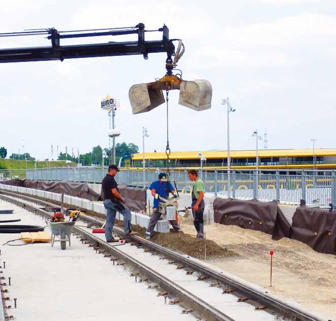 Plangemäß ging der Ausbau der Linie 3 voran. Ende Februar wird die erste Etappe zwischen Doblerholz und Traunerkreuzung in Betrieb gehen. Schiene OÖ GmbH die Gmundner Straßenbahn.
