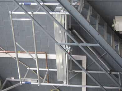 ASC Treppengerüst Die ASC Treppengerüste sind die sicherste Lösung für das Arbeiten in Treppenhäusern und