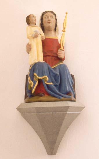 Thronende Muttergottes Hl. Sebastian Links neben dem Chorbogen eine thronende Muttergottes (Mitte 14.