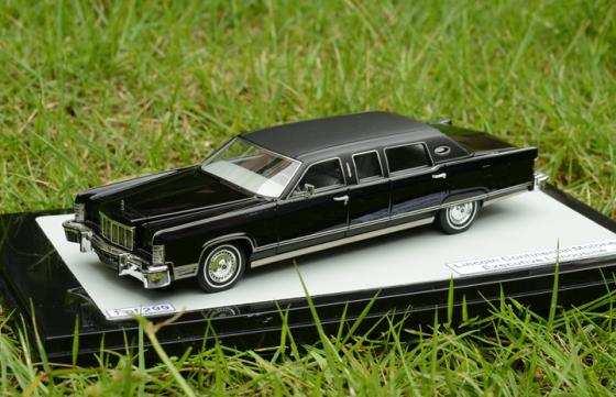 Continental Maloney Limousine 1976 schwarz 119,-- True Scale