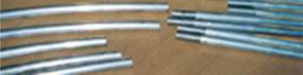 Kreuzschlitzschraubendreher, Schraubenschlüssel 8, 10 und 13, Steinbohrer 6 und 10mm, eventuell Hammer
