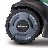 Robomow Premium RC304 3 Jahre Garantie** Robomow APP Mäht präzise bis an die Rasenkante kurze Mähzeiten VOLLAUTOMATISCHER RASENROBOTER Der RC304 ist ein vollautomatischer Rasenroboter, der Ihr Gras