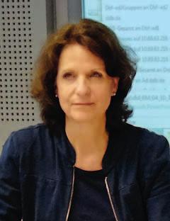 Susanne Oehlschläger Interview mit Renate Behrens Seit mehreren Jahren führt die Deutsche Nationalbibliothek (DNB) regelmäßig Interviews mit Fachleuten durch, die mit dem Erschließungsstandard
