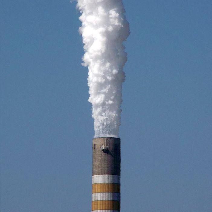 ------------------------------ X14/18X Bild: Johannes Kazah/Wikimedia Commons Grenze Luftverschmutzung Durch die Verbrennung fossiler Brennstoffe, den Einsatz von chemischen Stoffen oder die