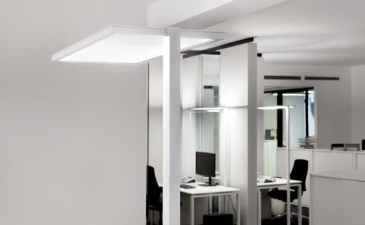 AUFGABENSTELLUNG Arbeitsplatzbeleuchtung Die Arbeitsplätze wurden mit der LED Around als Stehleuchte ausgestattet. Sie sichern nicht nur die vorgeschriebenen 500 Lux je Schreibtisch.