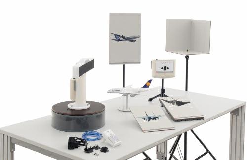 Pos. Bezeichnung Bestell-Nr. Anz. 1 Radar-Trainer CO3538-6A 1 Das didaktisch aufbereitete Lehrsystem kommt ohne gefährliche elektromagnetische Strahlung aus.