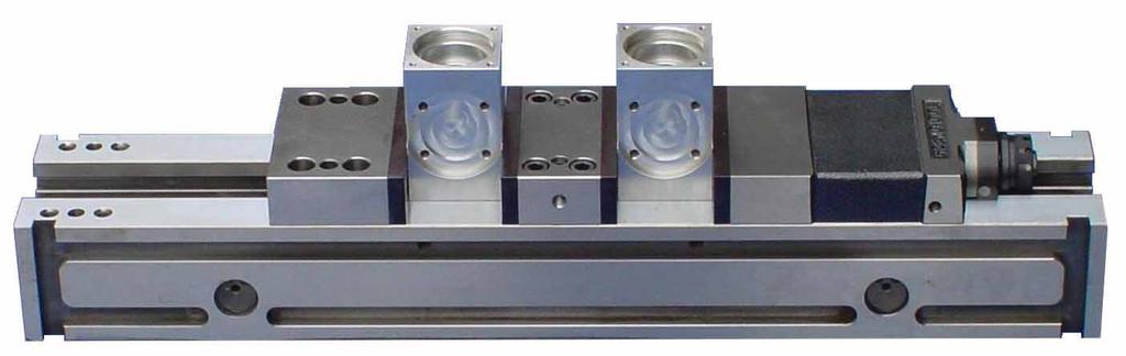 DMS00 DMS800 Hochdruckspanner DEUMILL Der REMOTOOL DEUMILL Hochdruckspanner kann universell als Doppel wie auch als Einfachspanner oder als Schiene für den Aufbau mit ROLI