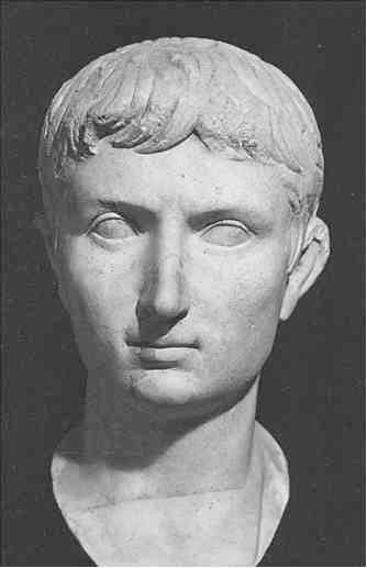 Gaius Lucius Res gestae Divi Augusti, 14: Meine Söhne, die mir noch in jungen Jahren das