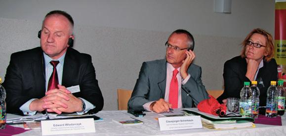 Heinrich-Daniel Rühmkorf vom Brandenburger Gesundheitsministerium sowie Edward Wlodarczyk vom Gesundheitsministerium der Republik Polen.