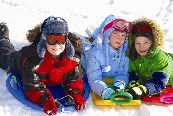 Definition Begriffe Skifahrer Wintersportfans: sind Skifahrer, die 1-2 Mal pro Jahr oder mehrmals pro Jahr Ski fahren. Gelegentliche Fahrer: sind Skifahrer, die alle paar Jahre Ski fahren.