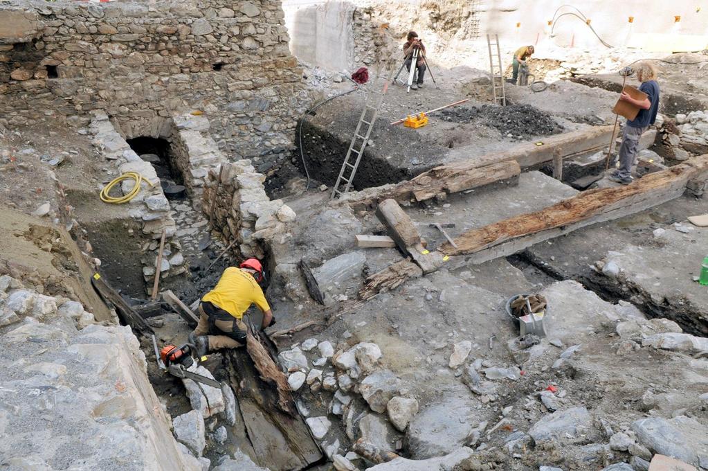 Bei der Ausgrabung Welche Gegenstände werden die Archäologen finden?